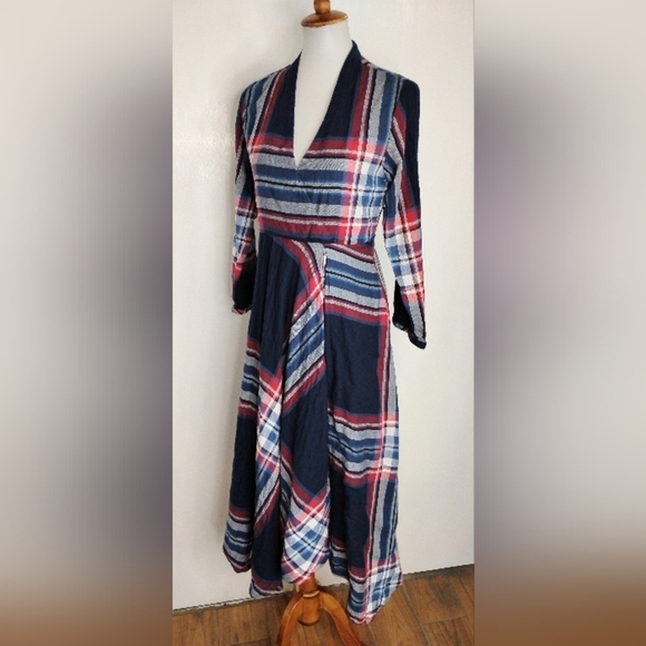 ISABELLA SINDAIR PLAID DRESS - Picture 5 of 10
